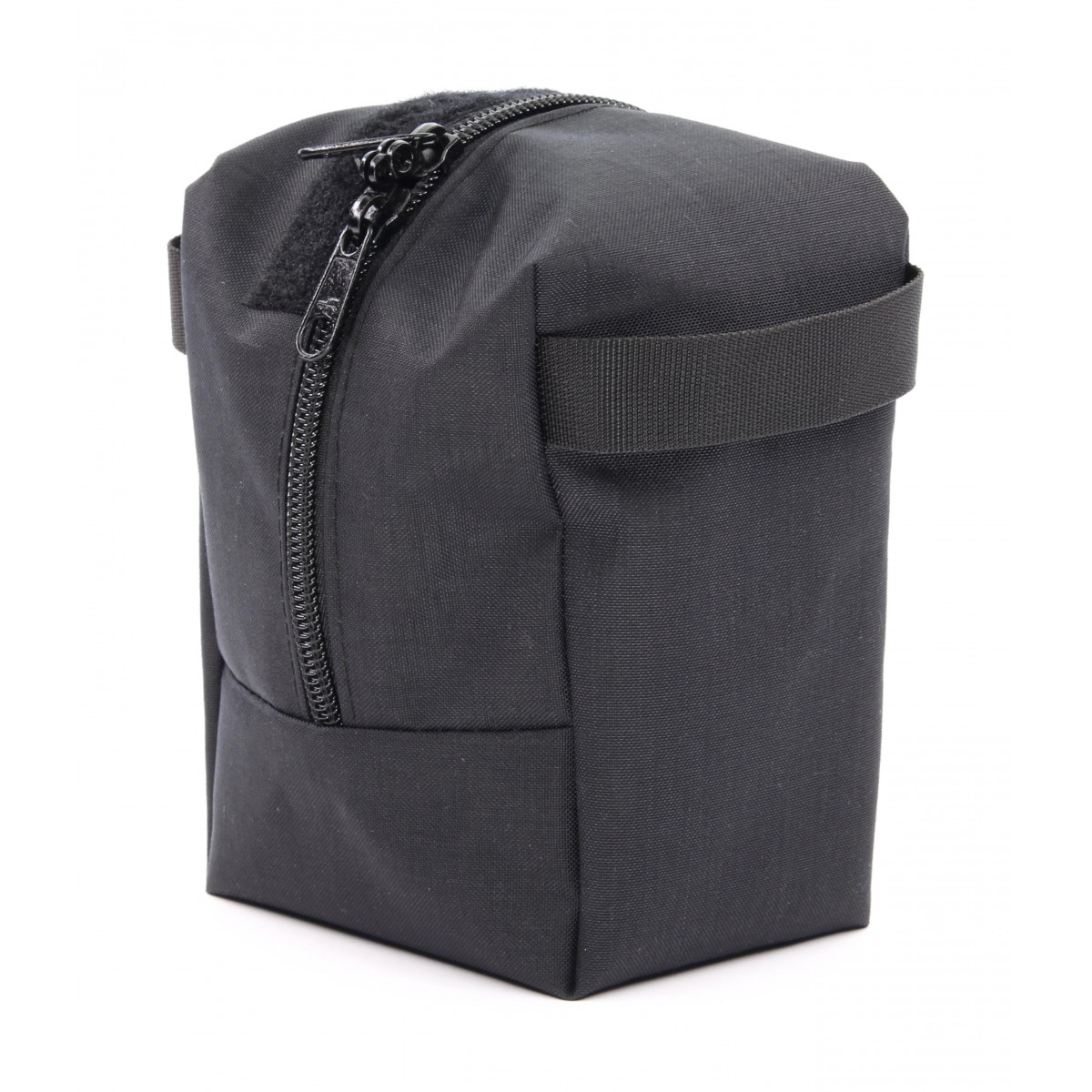 Ammunition pouch lockable