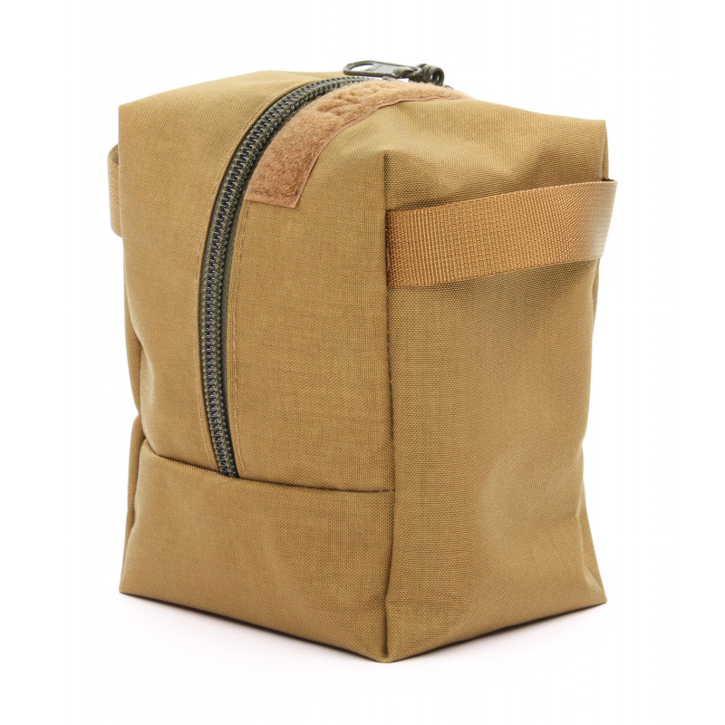 Ammunition pouch lockable