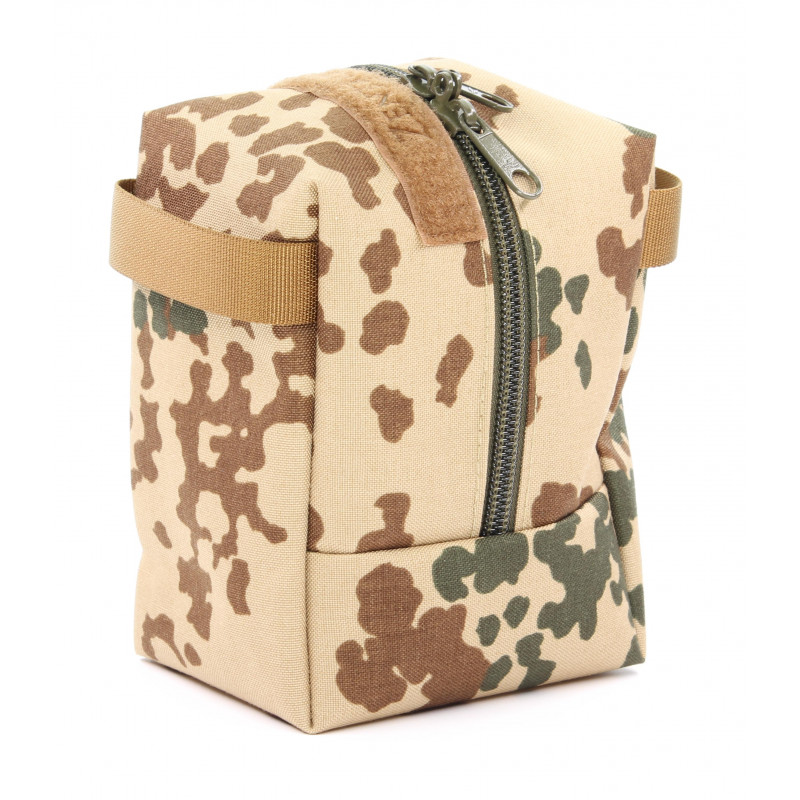 Ammunition pouch lockable