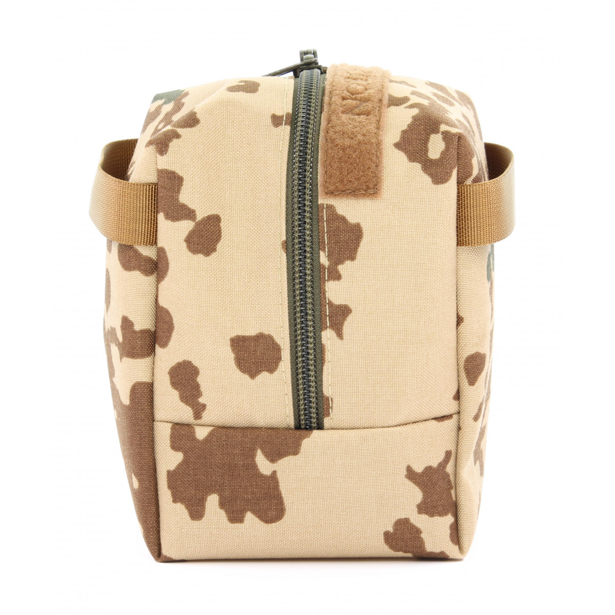 Ammunition pouch lockable