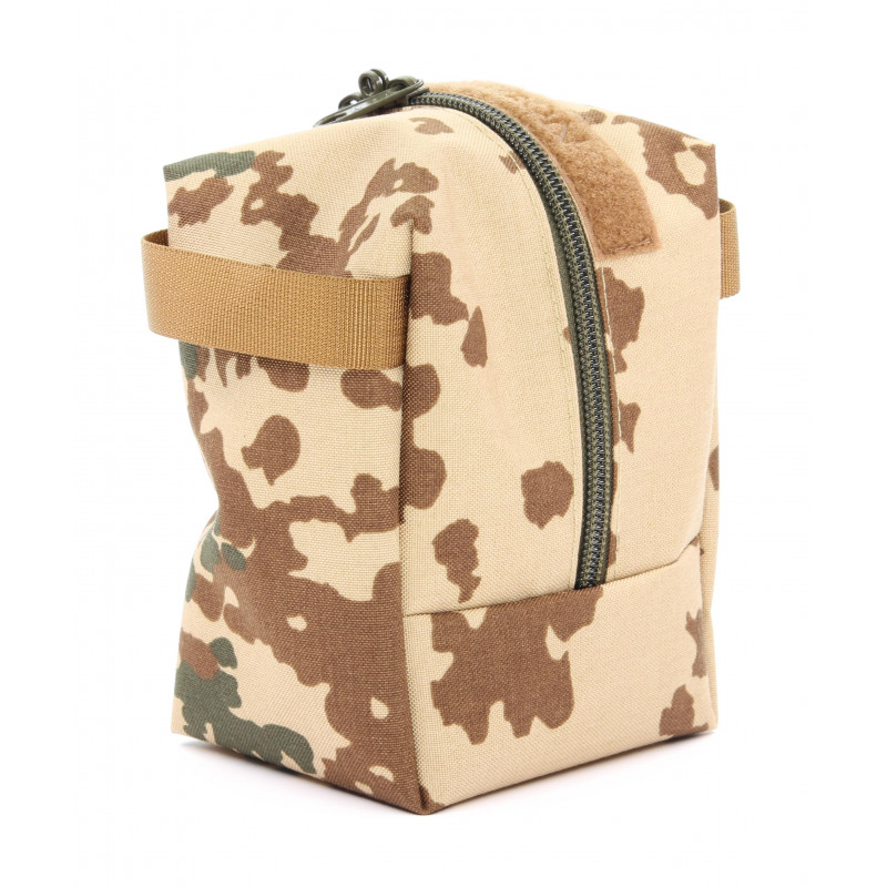 Ammunition pouch lockable