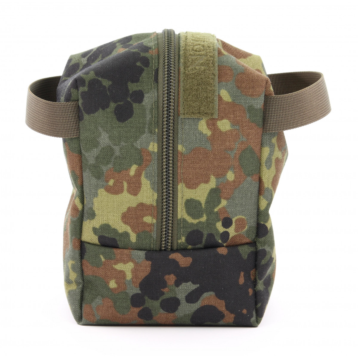 Ammunition pouch lockable