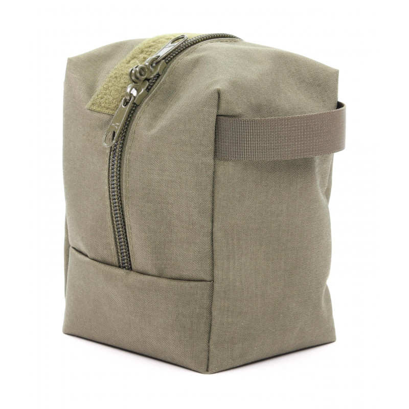 Ammunition pouch lockable