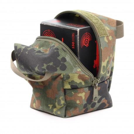 Ammunition pouch lockable