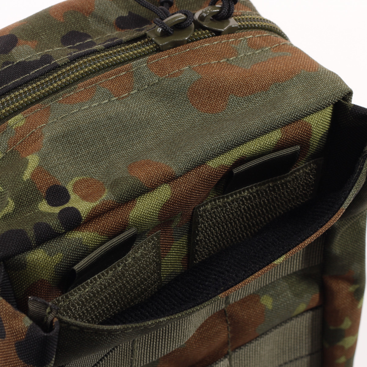 Reißverschlusstasche Standard Multislot M Flecktarn