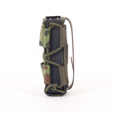 Quick-draw magazine pouch P8 in camouflage