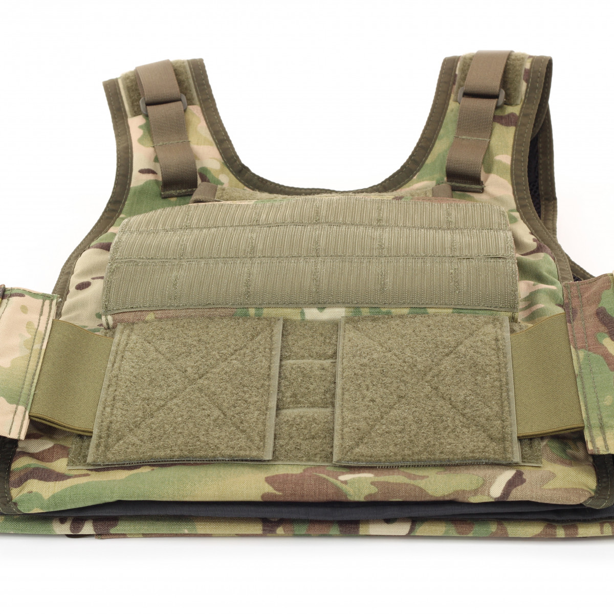 ARES plate carrier vest in camouflage