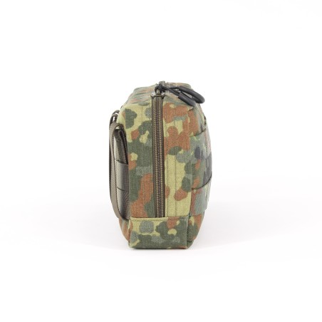 Horizontal multi-purpose pouch in camouflage