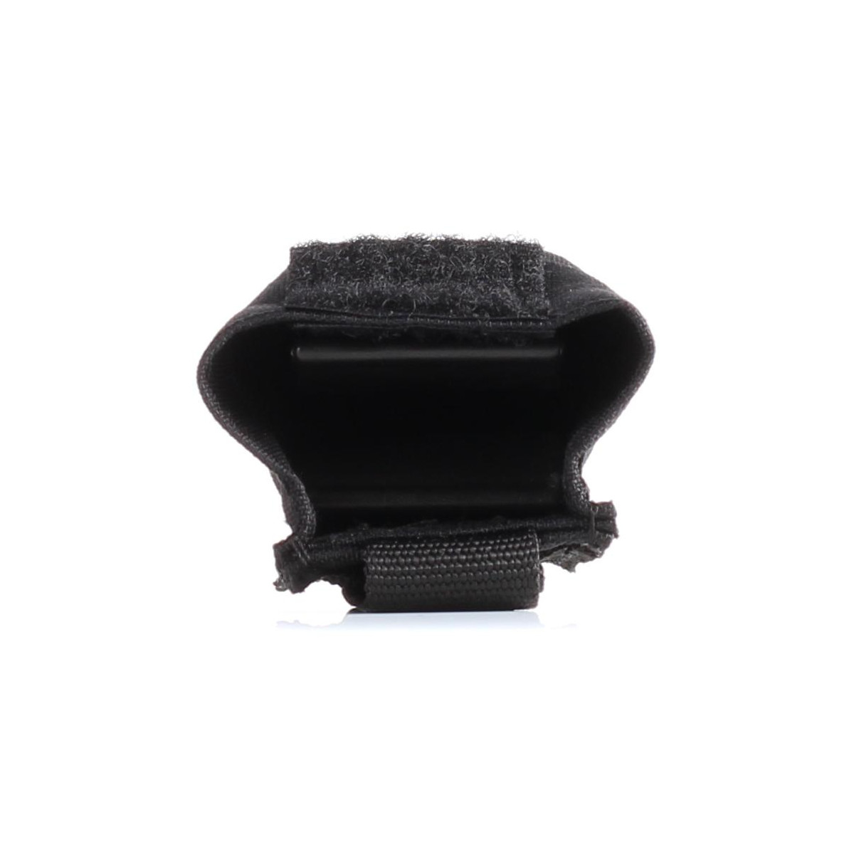 Pistol magazine pouch clip in black