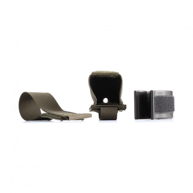 Pistol magazine pouch clip in stone gray-olive