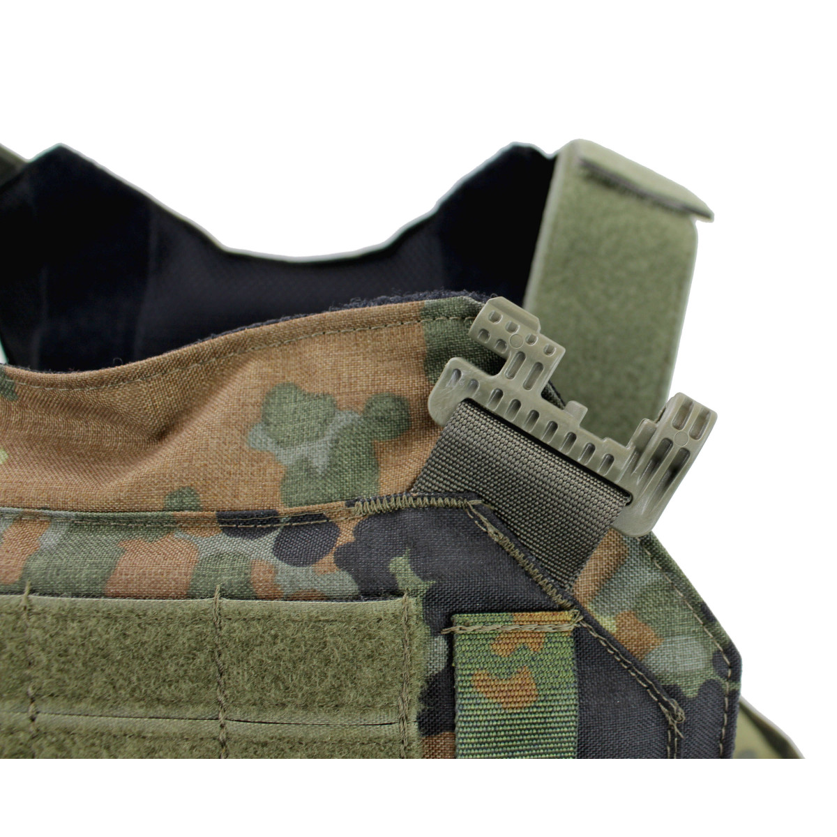 Plattenträger Vulcan III Flecktarn