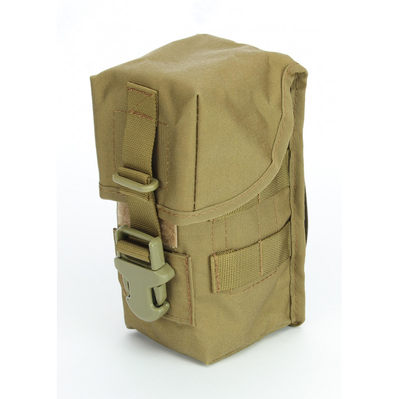 Custodia per doppio caricatore G36 chiusa con sistema MOLLE