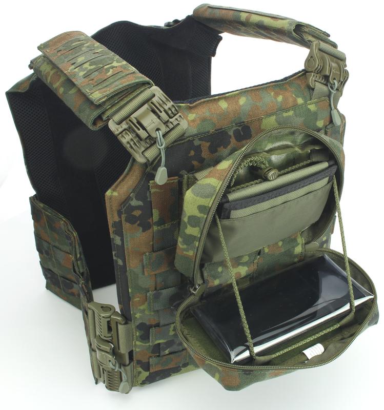 Admin Pouch Flecktarn open with smartphone attached to plate carrier