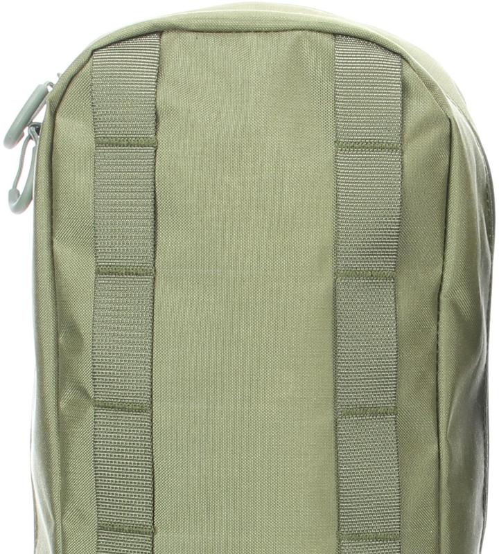Abgetrennt aufgenähtes Gurtband der Batwing Pouches.
